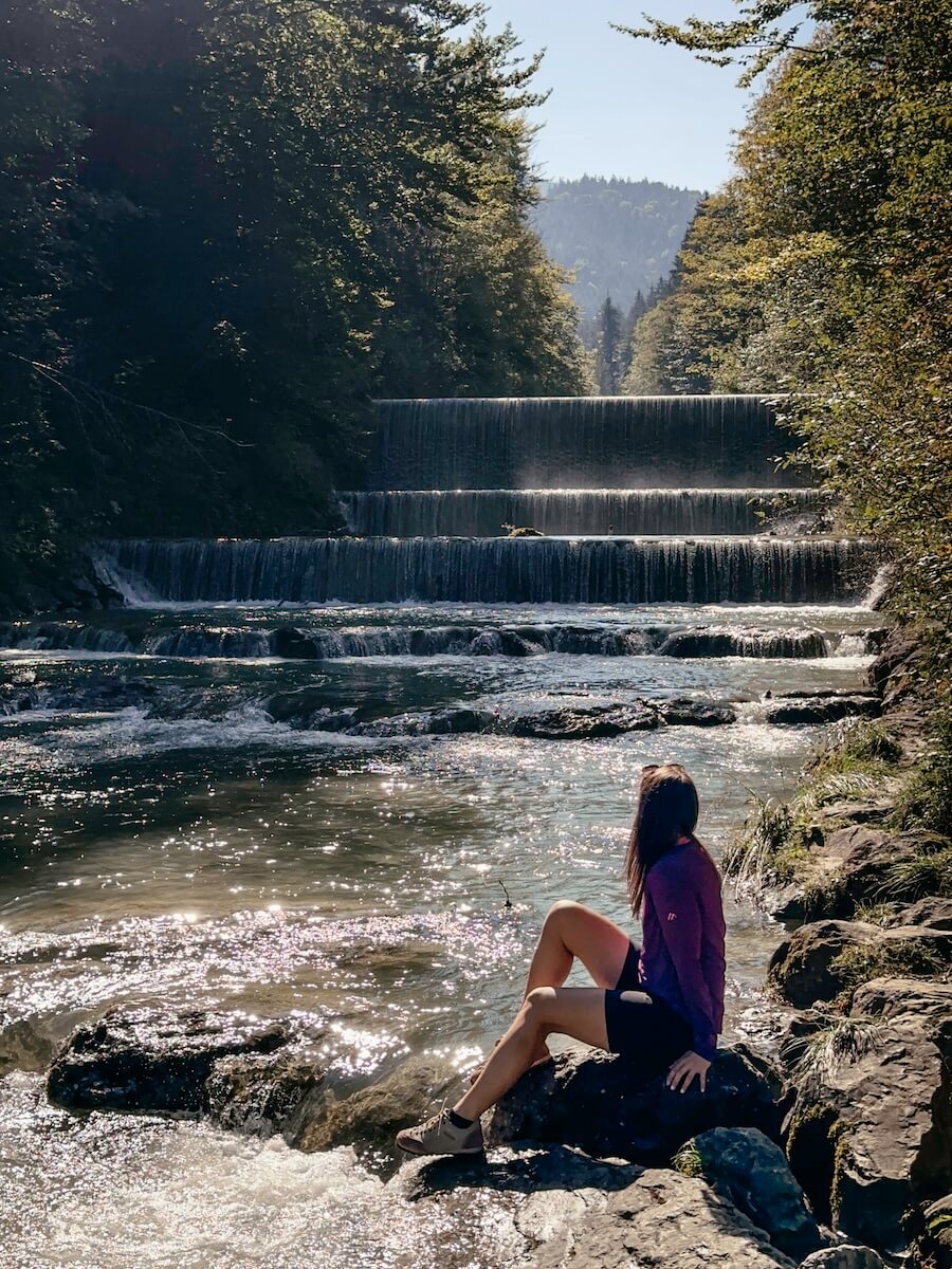 Erholen am Ufer des Jenbachs