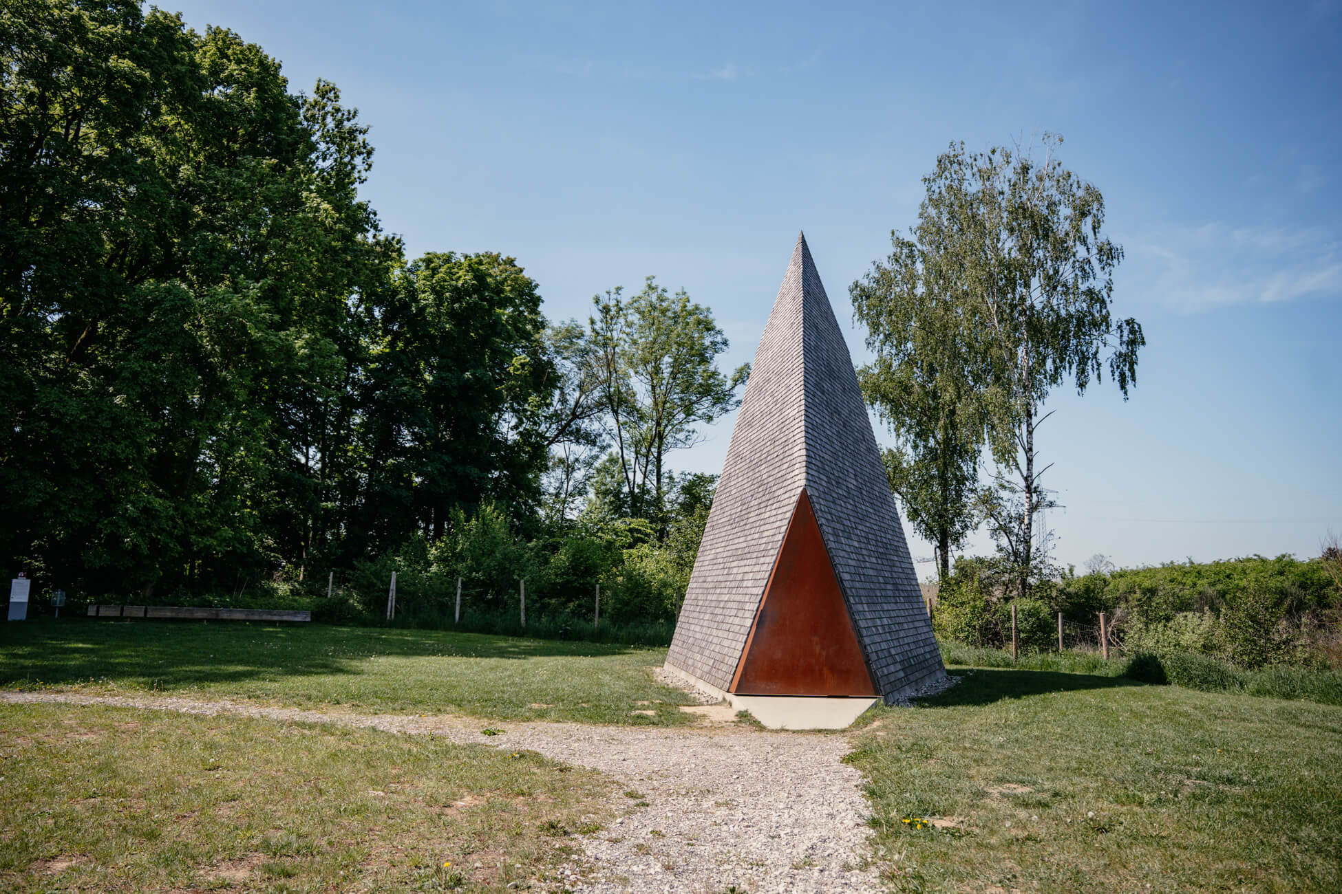 Kapelle Ludwigschaige von Alen Jaserevic Die Kapelle Ludwigschaige steht umgeben von Bäumen und Wiesen in der Natur