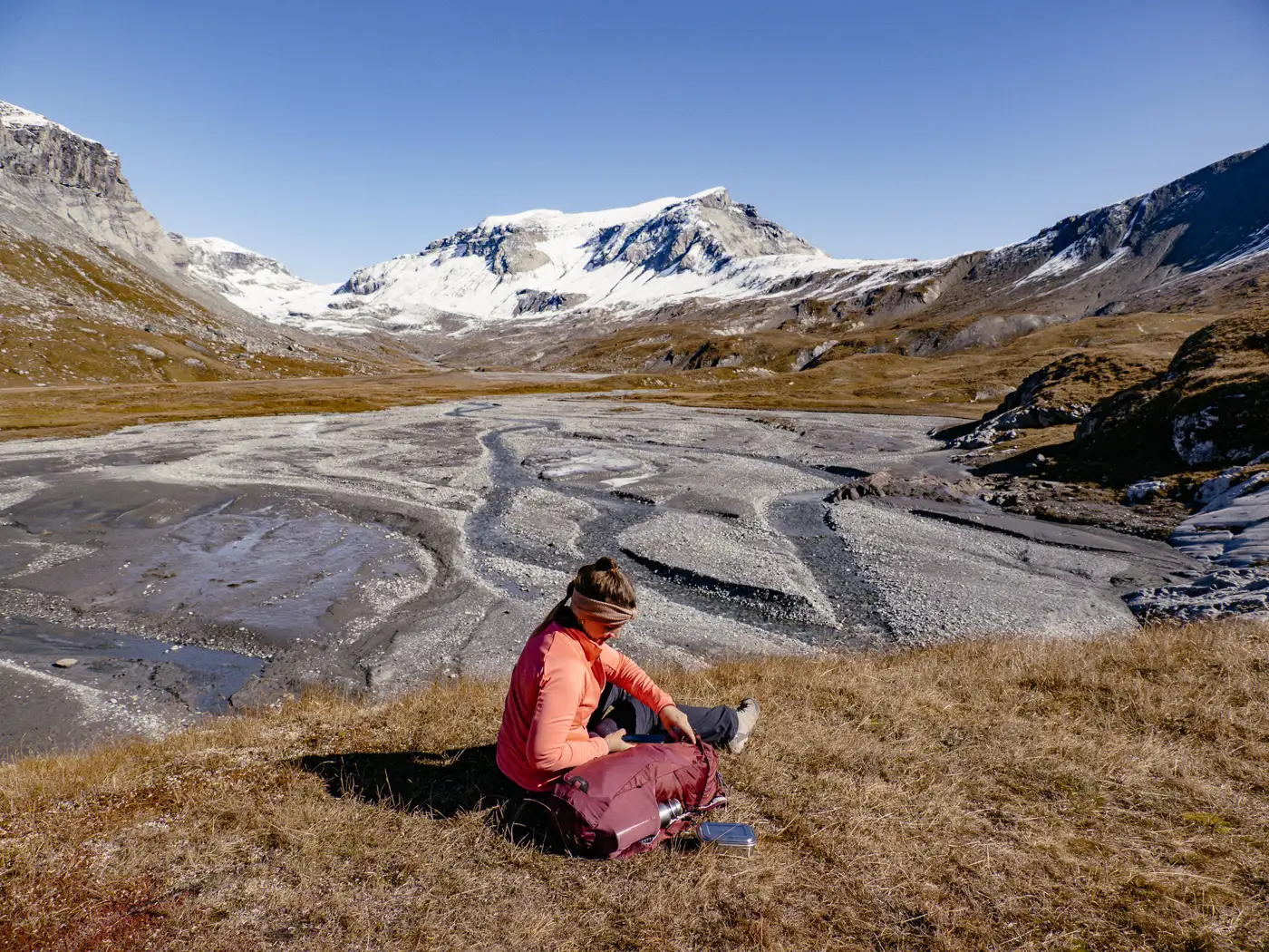 2025-10-02-Segnesböden101 Rast auf dem oberen Segnesboden
