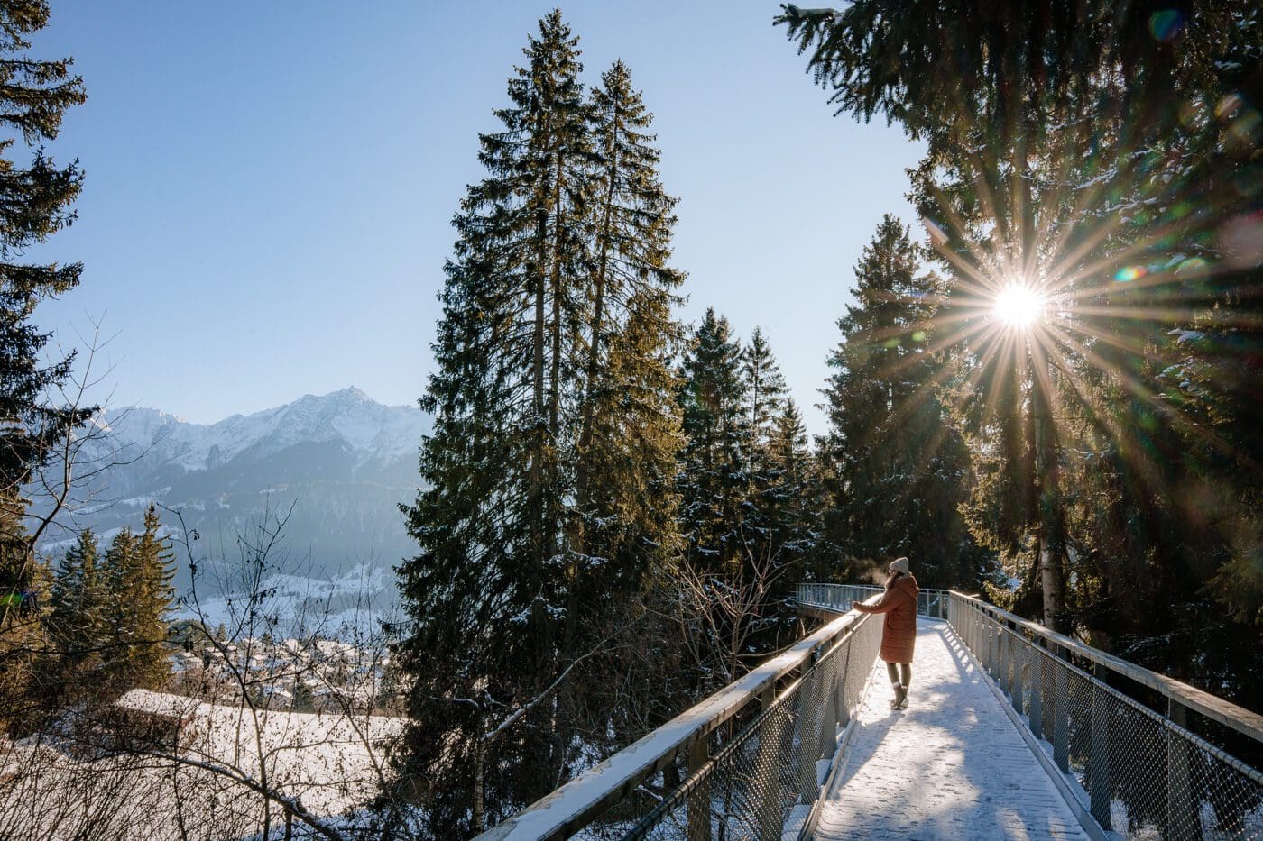 Abendstimmung auf dem Baumwipfelpfad in Flims Laax