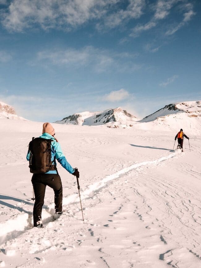 Schneeschuhwanderer in Flims UNESCO Sardona